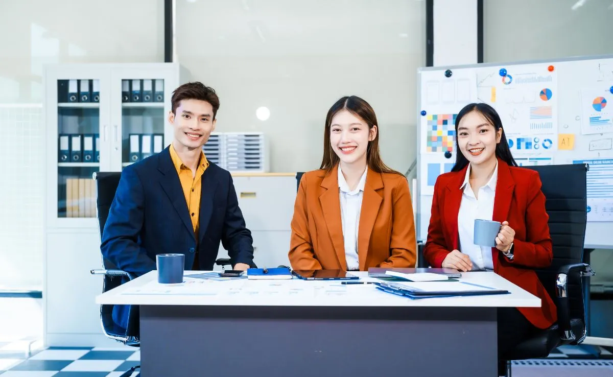 Office staff for a 3PL Logistic company in Malaysia