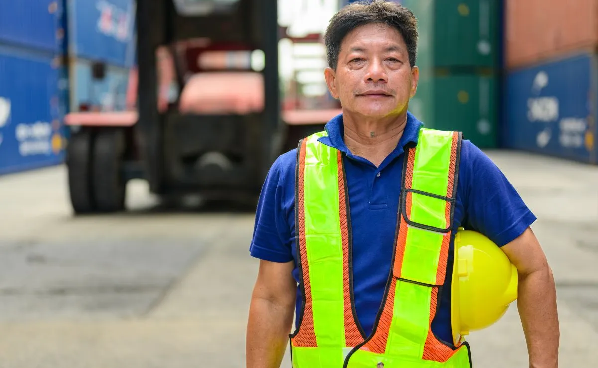 A delivery staff for a 4PL Logistic company in Malaysia